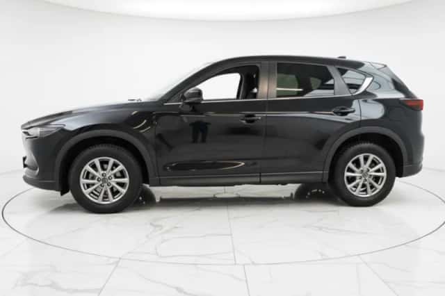 Mazda CX-5 (2022) thumbnail 5