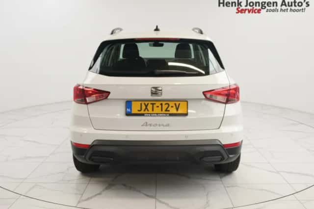 SEAT Arona (2024) thumbnail 4