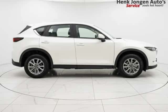 Mazda CX-5 (2023) thumbnail 2