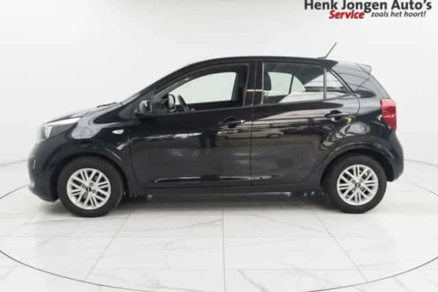 Kia Picanto (2023) thumbnail 5