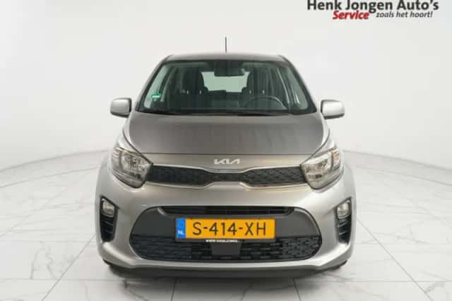 Kia Picanto (2023) thumbnail 3