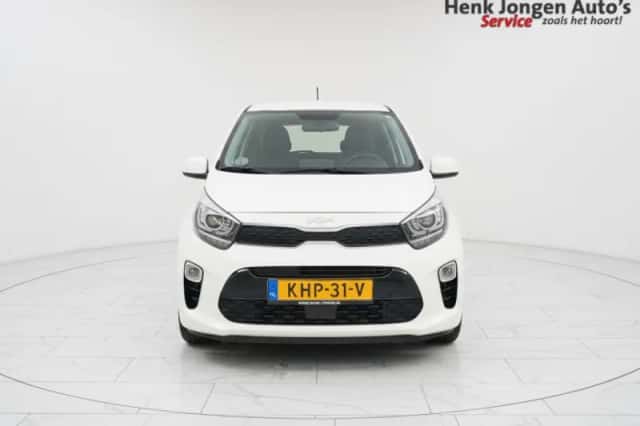 Kia Picanto (2024) thumbnail 3