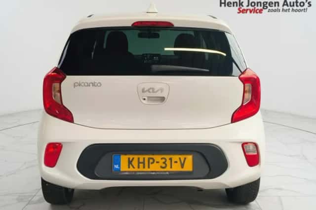 Kia Picanto (2024) thumbnail 4