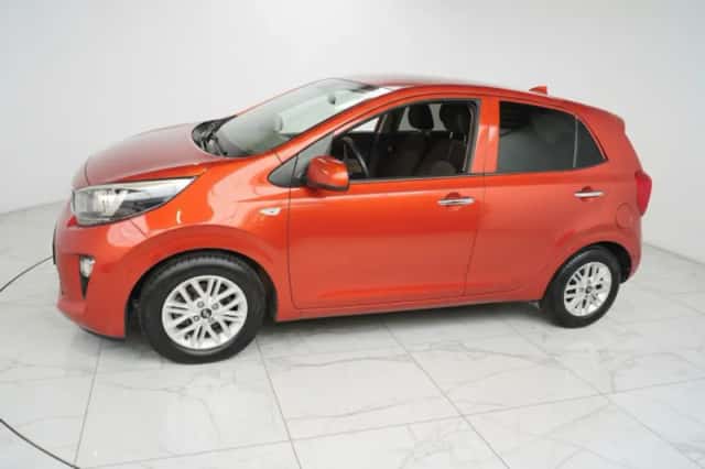 Kia Picanto (2021) thumbnail 2