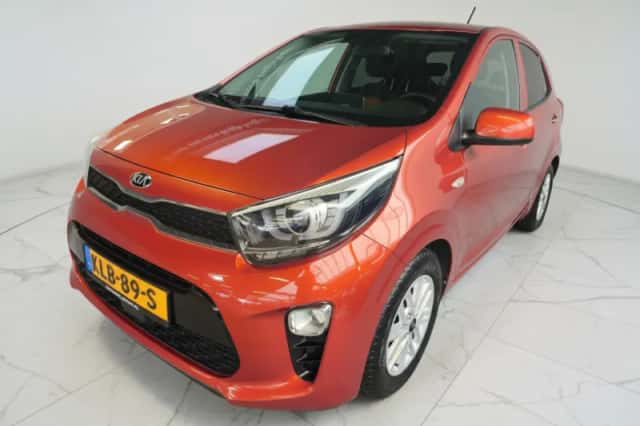 Kia Picanto (2021) thumbnail 3