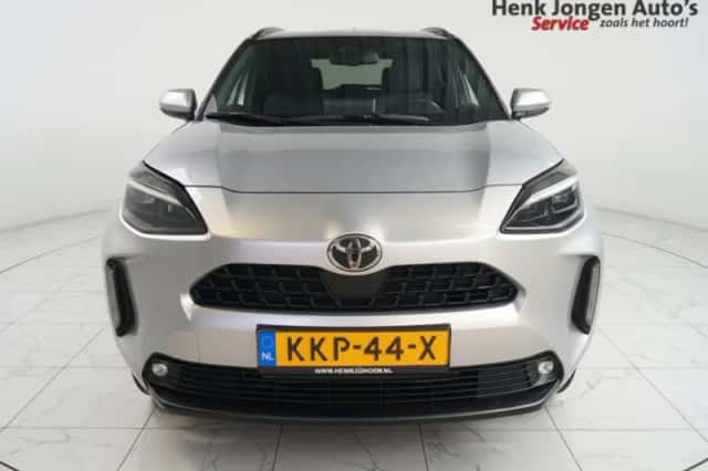 Toyota Yaris Cross (2024) thumbnail 3