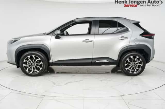 Toyota Yaris Cross (2025) thumbnail 5