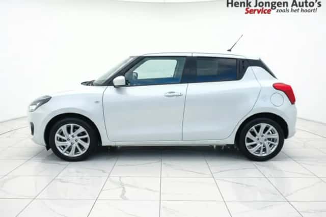 Suzuki Swift (2025) thumbnail 5