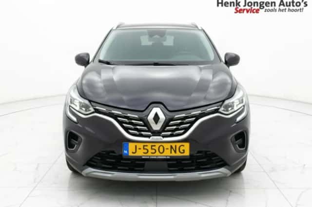 Renault Captur (2020) thumbnail 3