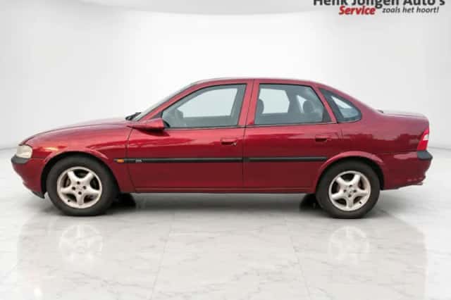 Opel Vectra (1997) thumbnail 5