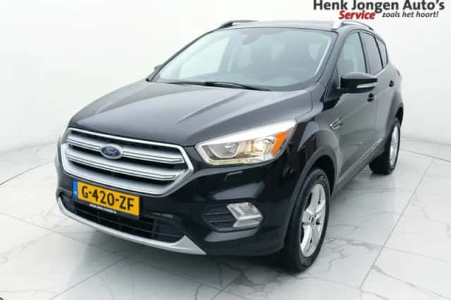 Ford Kuga (2017) thumbnail 6