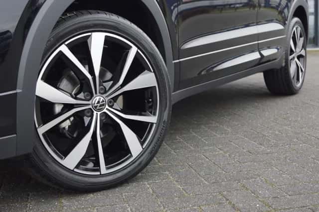 Volkswagen T-Cross (2024) thumbnail 6