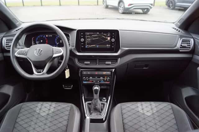 Volkswagen T-Cross (2024) thumbnail 4