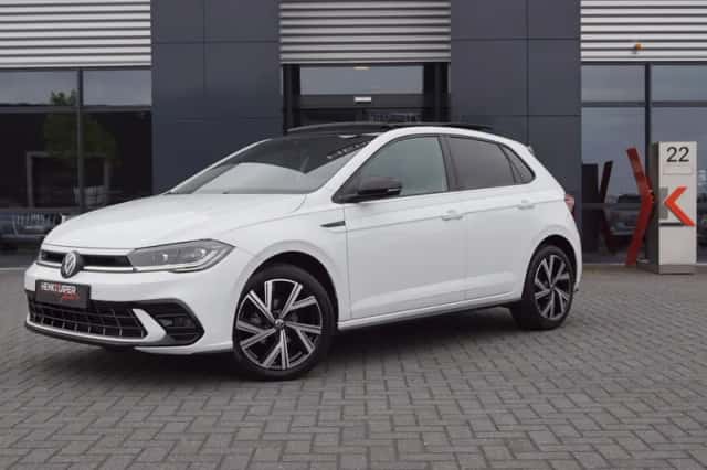 Volkswagen Polo (2024) thumbnail 1