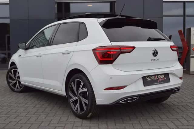 Volkswagen Polo (2024) thumbnail 2