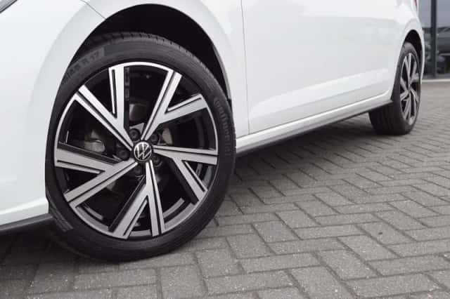Volkswagen Polo (2024) thumbnail 6