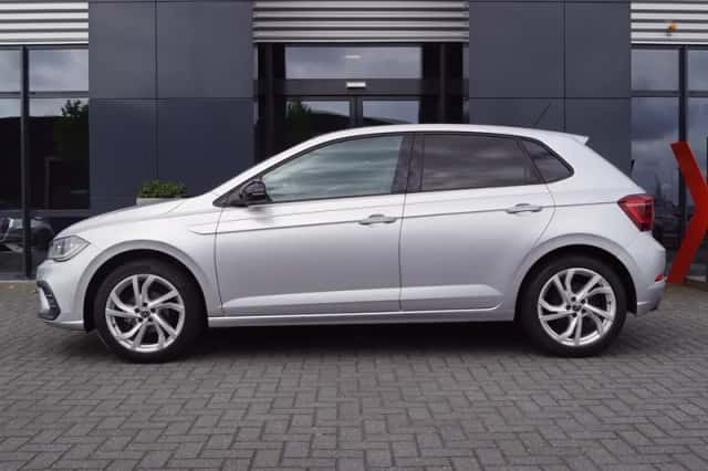 Volkswagen Polo (2024) thumbnail 5