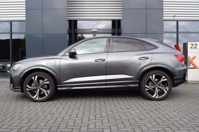 Audi Q3 Sportback (2021) thumbnail 5