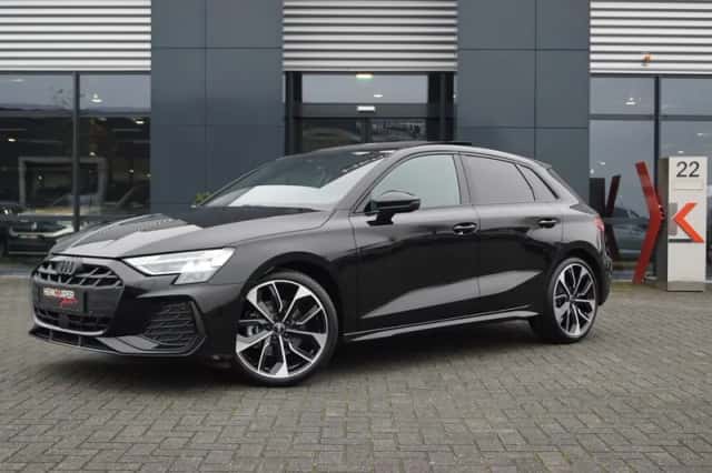 Audi A3 (2024) thumbnail 1