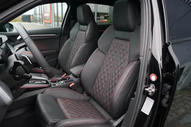 Audi A3 (2024) thumbnail 3