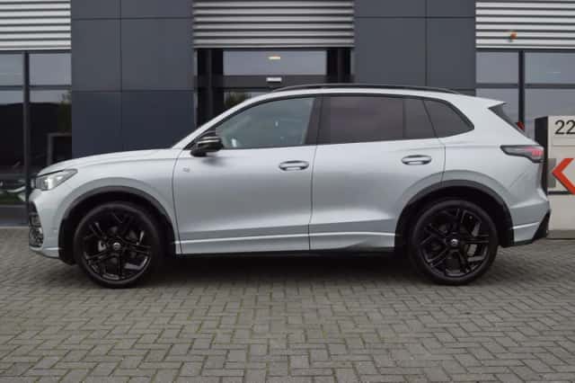 Volkswagen Tiguan (2025) thumbnail 5