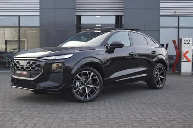 Audi Q3 Sportback (2026) thumbnail 1