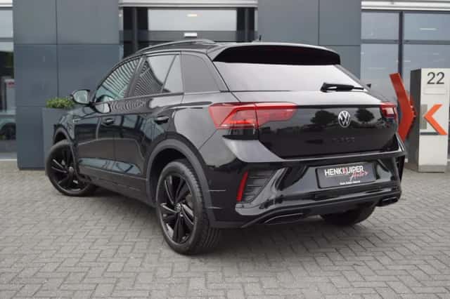 Volkswagen T-Roc (2025) thumbnail 2