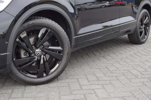 Volkswagen T-Roc (2025) thumbnail 6