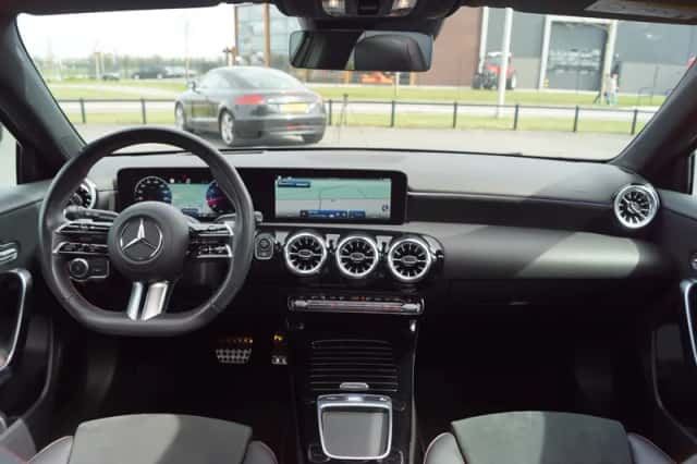 Mercedes-Benz A-Klasse (2023) thumbnail 4