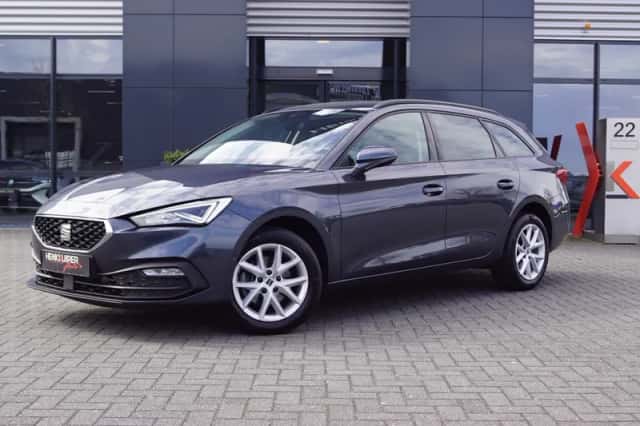 SEAT Leon Sportstourer (2022) thumbnail 1
