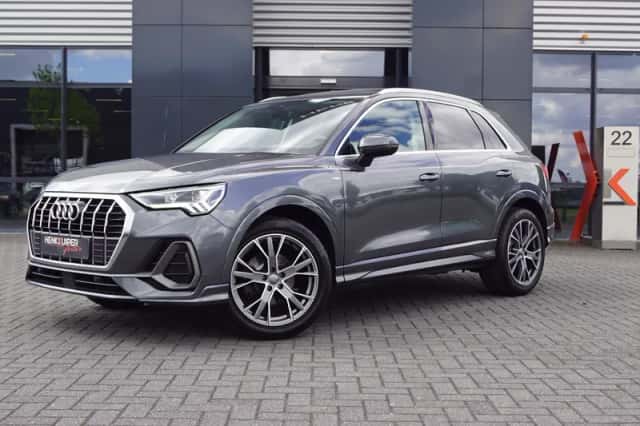 Audi Q3 (2019) thumbnail 1