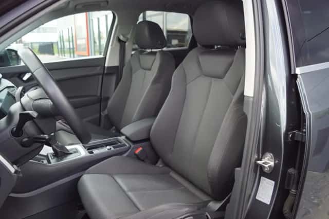 Audi Q3 (2019) thumbnail 3