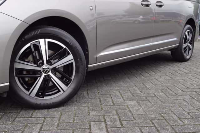 Volkswagen Caddy (2023) thumbnail 6