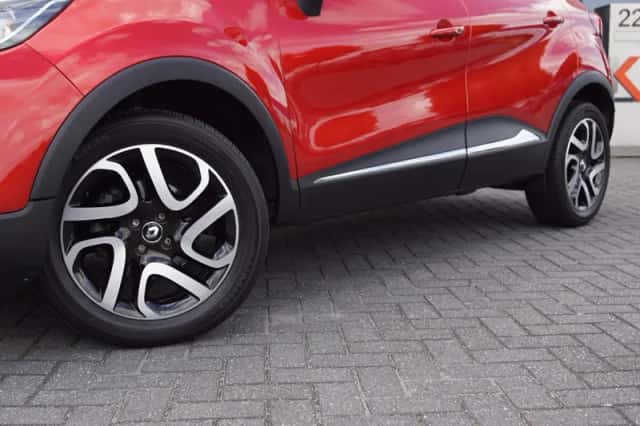 Renault Captur (2017) thumbnail 6