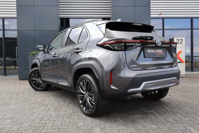 Toyota Yaris Cross (2023) thumbnail 2