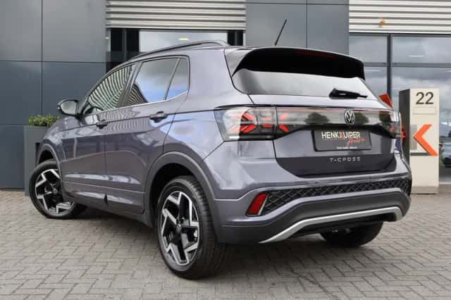 Volkswagen T-Cross (2025) thumbnail 2