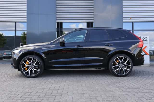 Volvo XC60 (2023) thumbnail 5