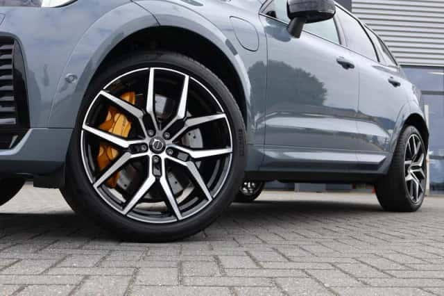 Volvo XC60 (2023) thumbnail 6