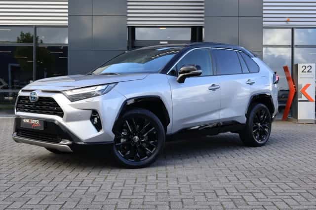 Toyota RAV4 (2025) thumbnail 1