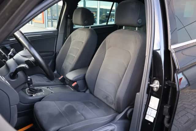 Volkswagen Tiguan (2018) thumbnail 3