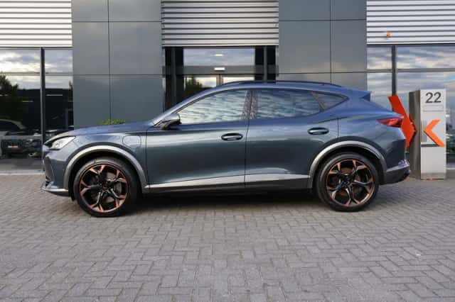 CUPRA Formentor (2023) thumbnail 5