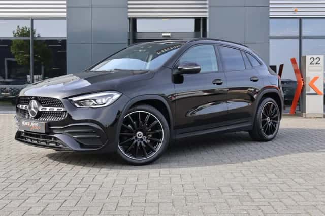 Mercedes-Benz GLA-Klasse (2022) thumbnail 1