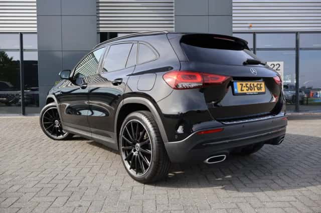 Mercedes-Benz GLA-Klasse (2022) thumbnail 2