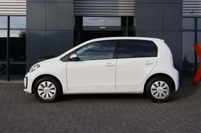 Volkswagen Up! (2021) thumbnail 5