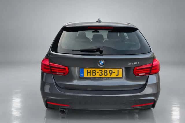 BMW 3-Serie (2015) thumbnail 4
