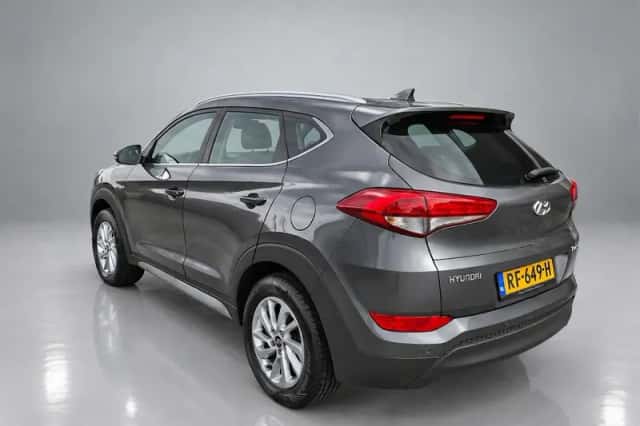 Hyundai Tucson (2018) thumbnail 3