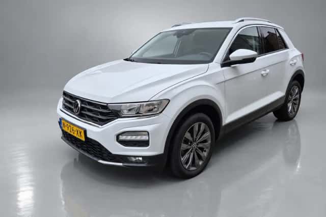 Volkswagen T-Roc (2022) thumbnail 1
