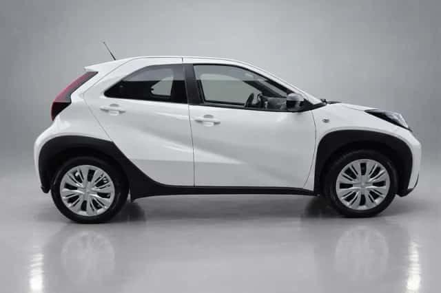 Toyota Aygo X (2024) thumbnail 6