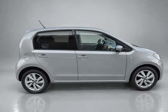 SEAT Mii (2015) thumbnail 6