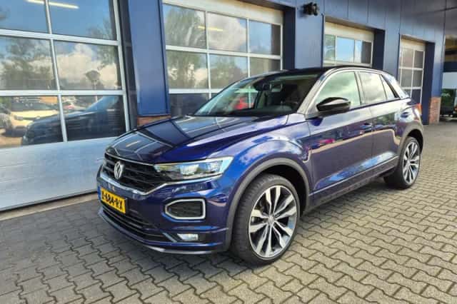 Volkswagen T-Roc (2020) thumbnail 1
